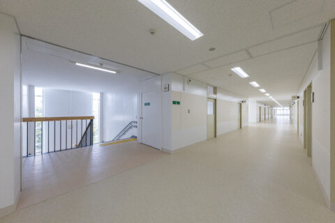 施工実績　中野中学校跡施設内装改修その他工事（JV)