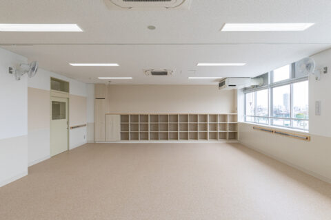 施工実績　中野中学校跡施設内装改修その他工事（JV)